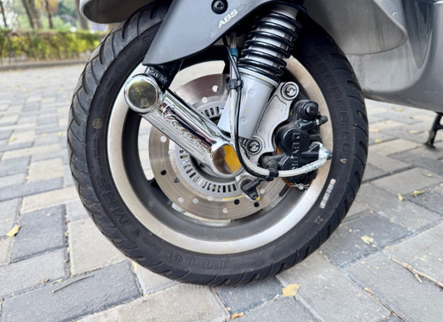 Impecable Motoneta Vespa Napoli 2022 3vtech 150 Cc Abs