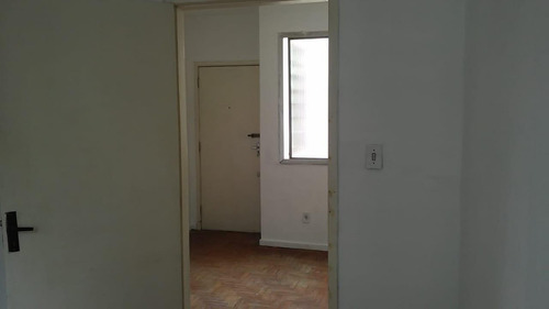 Imagem 3 de 15 de Apartamento Com 1 Dormitorio Na Conselheiro Nebias - 21690