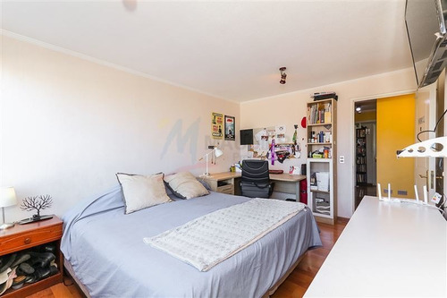 Imagen 17 de 23 de Departamento En Venta De 4 Dorm. En Providencia
