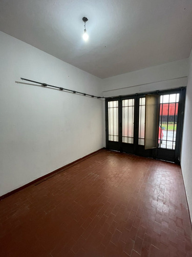 Casa En Alquiler De 4 Ambientes