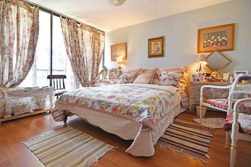 22653 - Av. Presiente Riesco / Las Condes
