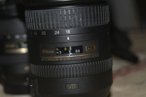 Lente Nikkor Af-s Ed 18-200 Vr 1:3.5-5.6 Gii