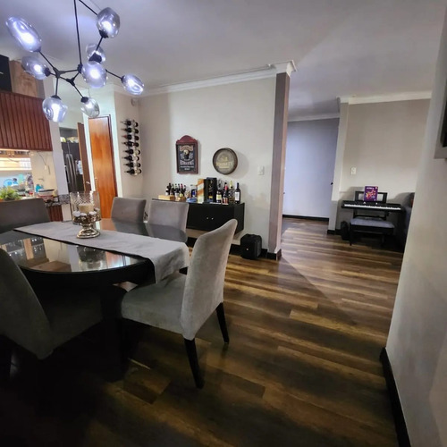 Vendo Hermoso Apartamento Remodelado, 3 Habitaciones En Ciudad Real Ii