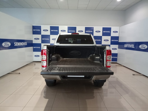 Ford Ranger 2.2 XLS 4X2 CD 16V DIESEL 4P AUTOMÁTICO