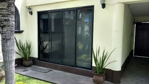 Hermosa Residencia En Jurica Con Bungalow Independiente T.1,050 M2, C.890 M2,..