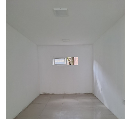 Jm Se Alquila Local Comercial Céntrico