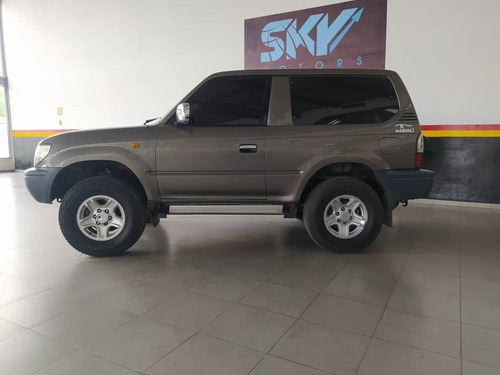 Imagen 4 de 10 de Toyota Meru
