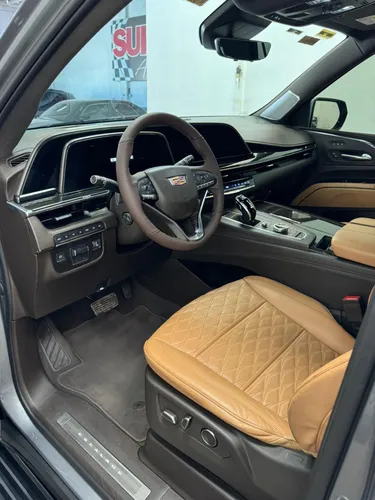 Cadillac Escalade 6.2 Plinum 4x4 At