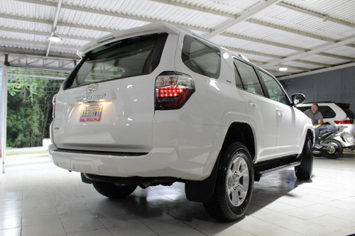Imagen 4 de 4 de Toyota 4runner Sr5 2022