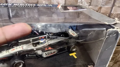 Miniatura Mclaren Mp4/14 Mika Hakkinen World Champion 1999