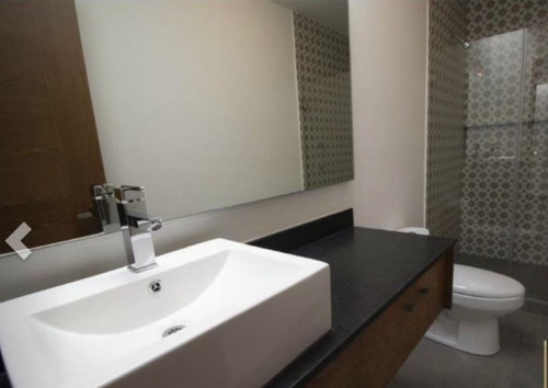 Imagen 8 de 14 de Casa En Venta Lomas Del Molino 2