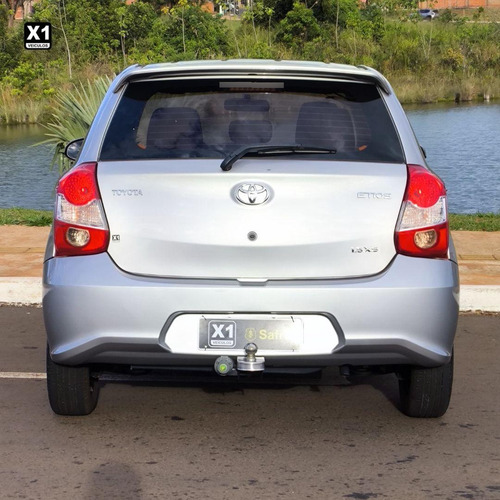 Toyota Etios Hb Xs 15 Mt