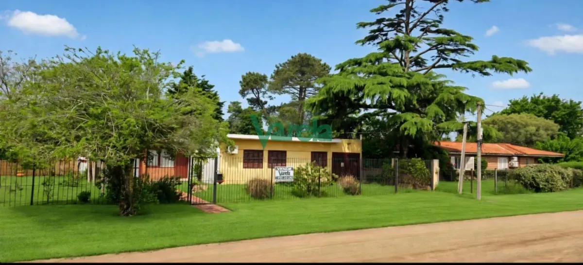 Casa 3 Dormitorios, 3 Baños En Atlantida · Foto 2