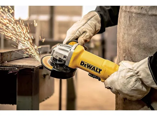 Pulidora Angular Industrial De 4-1/2 . 1200w Dewalt Dwe4212
