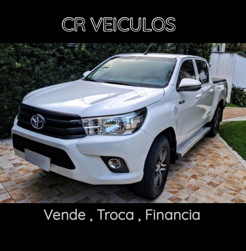 Toyota Hilux 2.8 Std Narrow Cab. Dupla 4x4 Tdi 4p