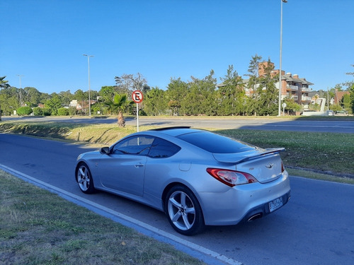Hyundai Genesis V6 Aut/sec