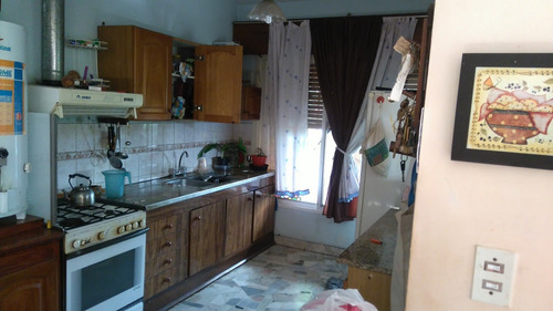 Imagen 5 de 17 de Venta Decasa Centrica Con Gas Natural-capilla Del Monte-cordoba