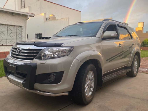 Toyota Sw4 3.0 Srv Cuero I 171cv 4x4 5at 2012