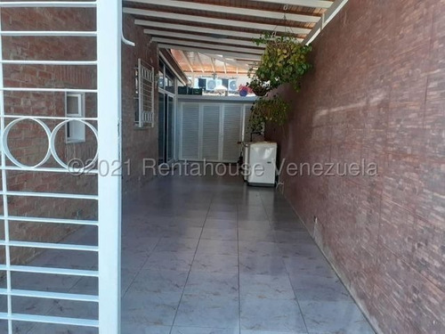 Imagen 21 de 30 de Casa En Venta Guataparo 22-199 Gerardo Guillen Rent A House