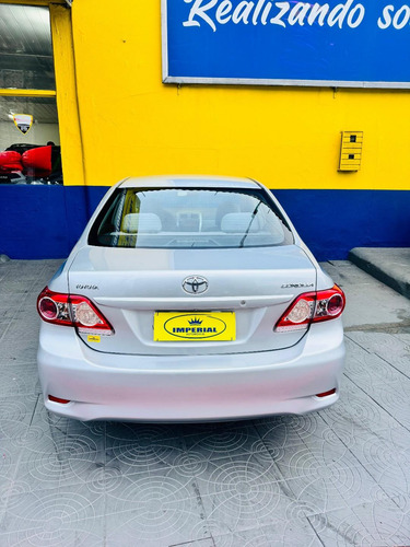 Toyota Corolla XLi 1.8/1.8 Flex 16V Aut.