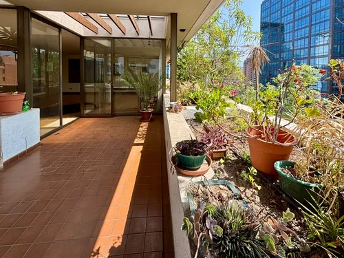 Exclusivo Departamento En El Corazón De El Golf