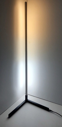 Lampara Esquinera Minimalista Led 0.5 Metros