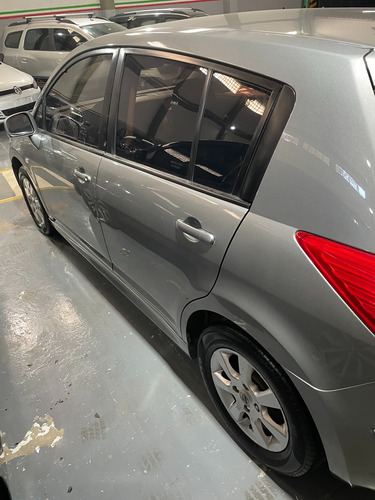 Nissan Tiida 1.8 Acenta