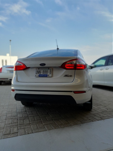 Imagen 9 de 15 de Ford Fiesta 1.6 S Sedan At 2016