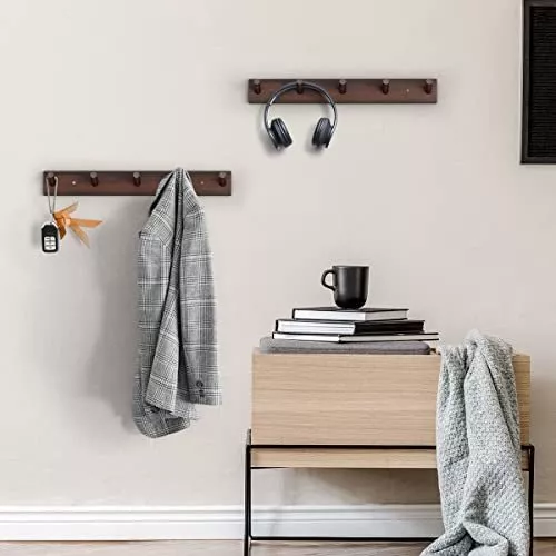 HangerSpace Perchero de madera para colgar en la pared, 2 paquetes de  madera natural con 5 clavijas, ganchos de pared para colgar abrigos,  toallas