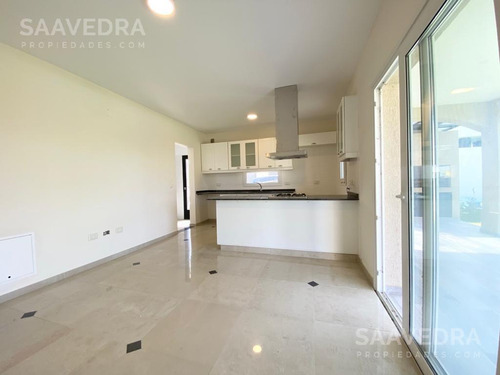 Imagen 13 de 30 de Casa En Venta Estilo Clásico. Barrio Tipas Lote Interno En Zona Bien Consolidada.