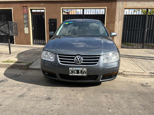 Imagen 2 de 21 de Volkswagen Bora 2011 2.0 Trendline 115cv