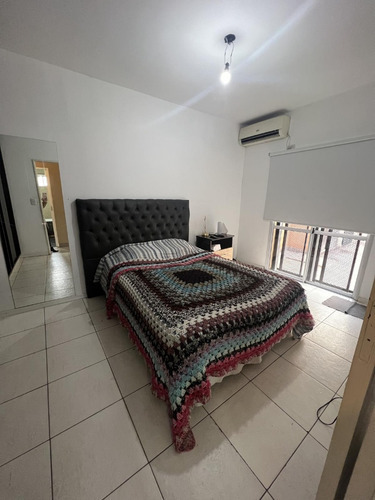 Castelar Norte, Casa Americana 4 Amb Permuta Mayor Valor