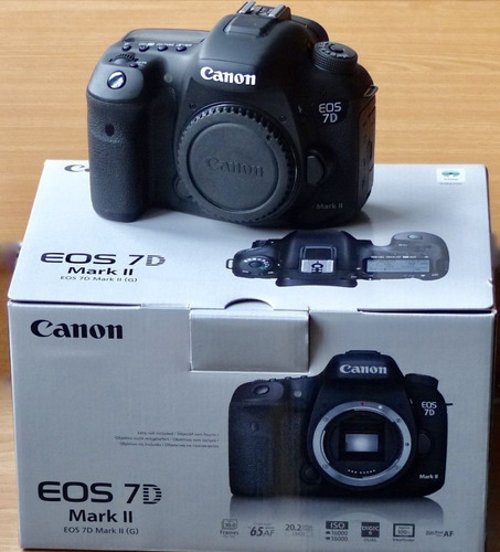 Imagen 2 de 3 de Canon Eos 7d Mark Ii 20.2 Mp Digital Camera