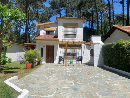 Casa En Valeria De Mar A Diez Cuadras De La Playa