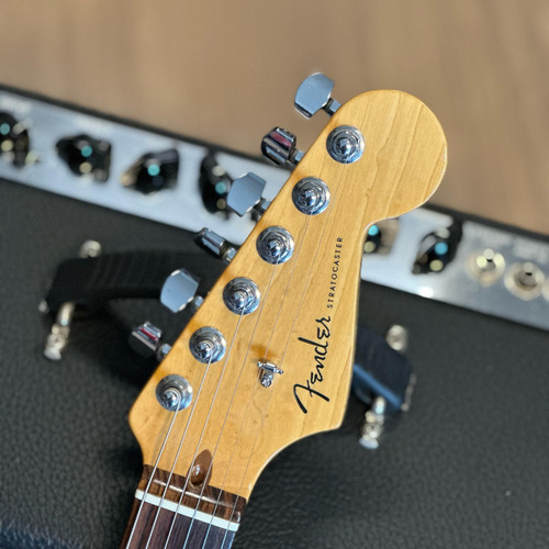 Guitarra Fender Stratocaster Deluxe Ash 2008 -maismusika Destro Sienna Burst Rosewood (Usado)