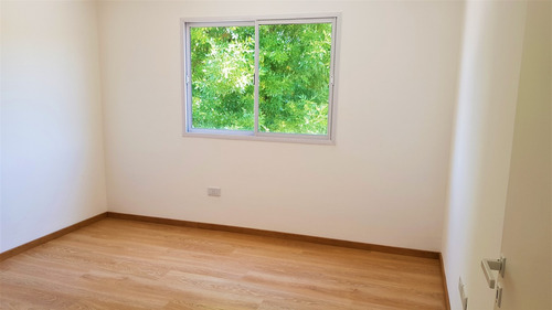 Imagen 9 de 14 de Duplex A Estrenar De 4 Ambientes Estilo Minimalista