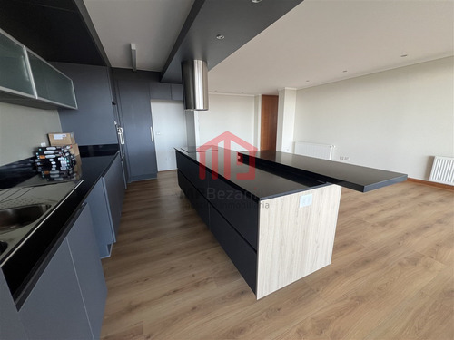 Depto De Lujo En Arriendo 2 Estac. - Sector La Foresta