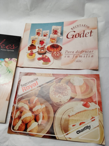 Revista De Cupcakes + 2 Recetarios (Usado)