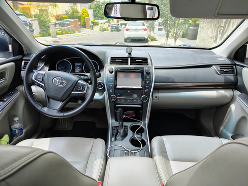 Toyota Camry 3.5 Xle V6 At