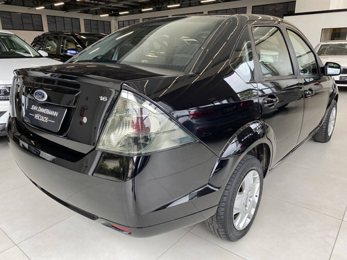 Imagem 9 de 15 de Ford Fiesta 1.6 Rocam Sedan 8v Flex 4p Manual