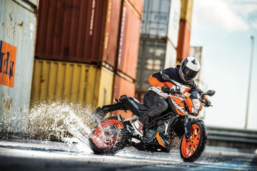 Imagen 10 de 16 de Moto Ktm Duke 200 Naked Pista 0km 2023 Urquiza Motos