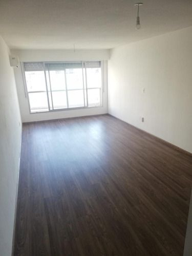 Monoambiente Grande En Venta, Ideal Renta, Pocitos Nuevo (ref: Ksk-592)