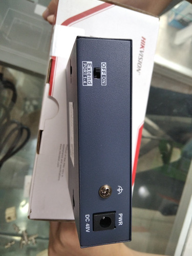 Imagen 8 de 8 de Switch Hikvision 4 Puertos 10/100m Poe Ds-3e0105p-em Red