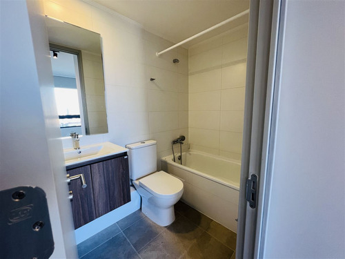En Arriendo Depto Calle Jose Ureta 180, La Cisterna. 1d-1b