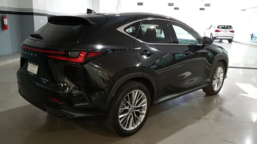 Lexus NX 5p 350H Premium HEV L4/2.5 Aut