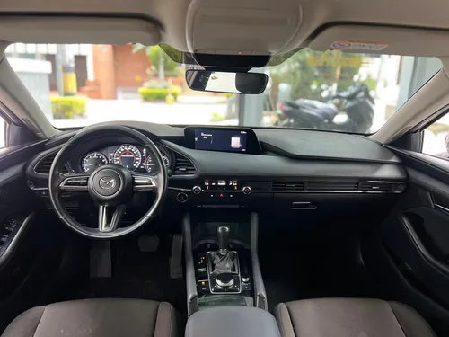 Mazda 3 Touring AT 2.0 2022