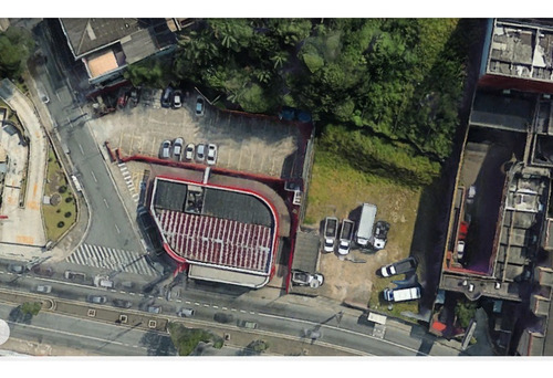 Terreno Com Localização Privilegiada - Comercial - Avenida Principal