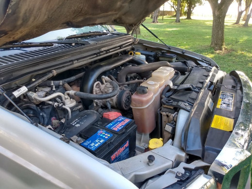 Ford F100 Duty Xlt 4x4 - 2011