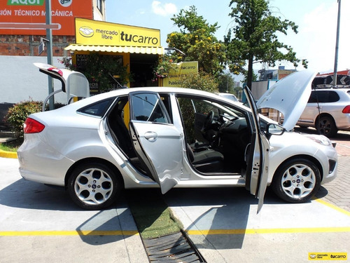 Imagen 9 de 25 de Ford Fiesta Se