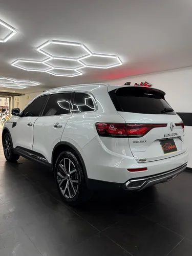 Renault Koleos 2.5 Intens 4X4 Bose